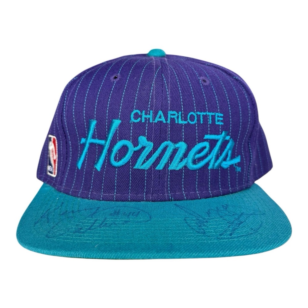 Vintage 90s Charlotte Hornets Sports Specialties Pro Team Signed Snapback Hat